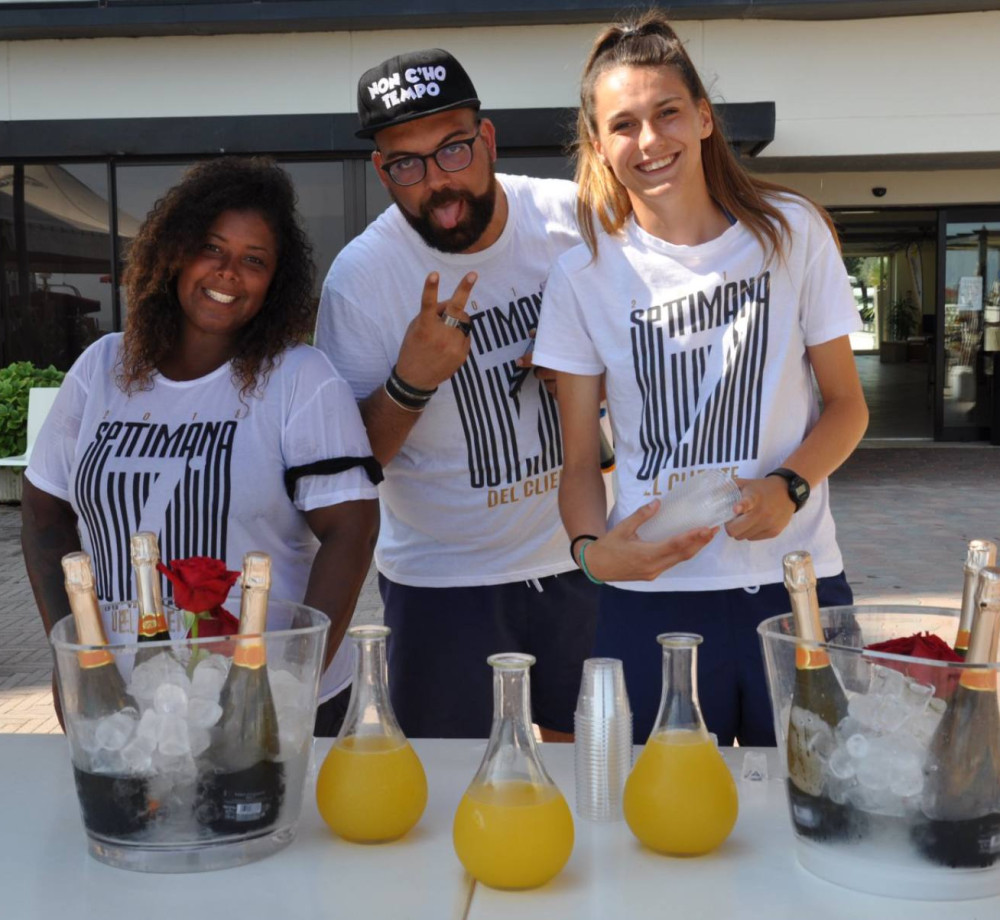 media.aperitivo piscina classic